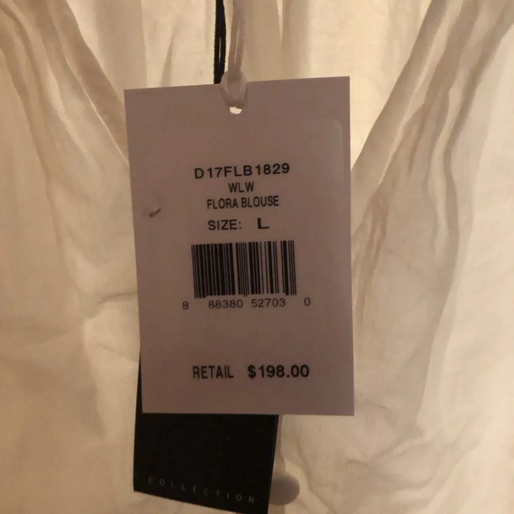 Joe’s Collection Blouse - Picture 7 of 8